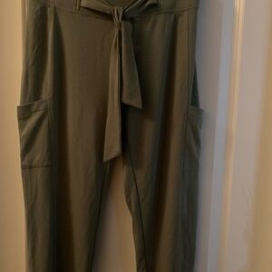 Stylish Olive Green Women's Pants with side pockets